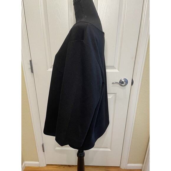 Chico’s Black Textured Boxy Blouse Size XL Career Office EUC - Picture 2 of 9